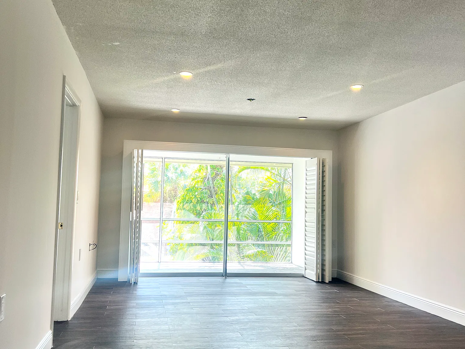 2 bed, 1031 sqft, $1,995 — Photo 2
