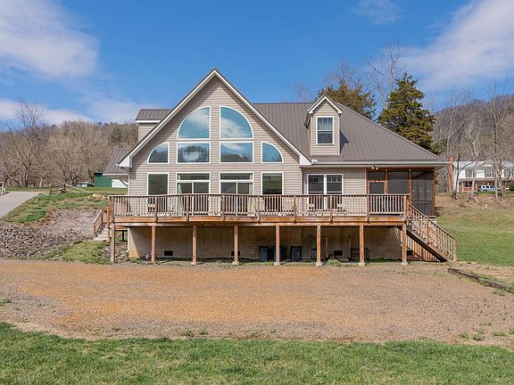 3rd image of 4204 Clarks Ferry Rd