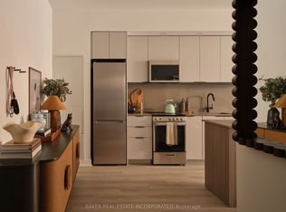 65 Trinity St #1211, Toronto, ON M5A 3C4