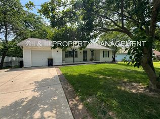 5215 N Wayne Ave, Kansas City, MO 64118