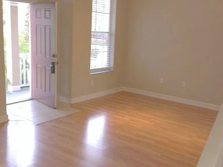 1535 Blue Magnolia Rd — Photo 3