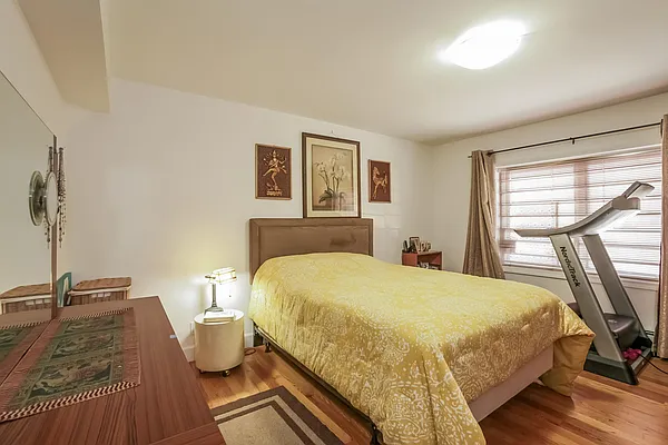 Sold by Fillmore | media 3