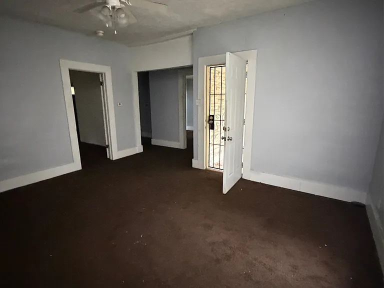 1720 Clay St — Photo 11