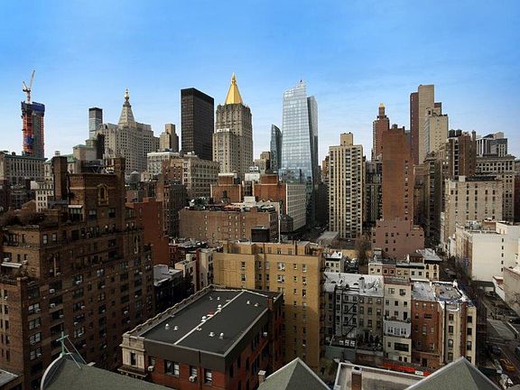 5th image of 154 E 29th St #1103