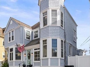 43 Howard St, Newport, RI 02840