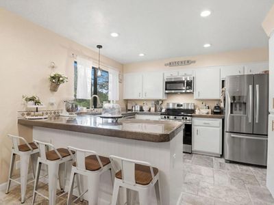 1988 Arnold Way, Alpine, CA, 91901
