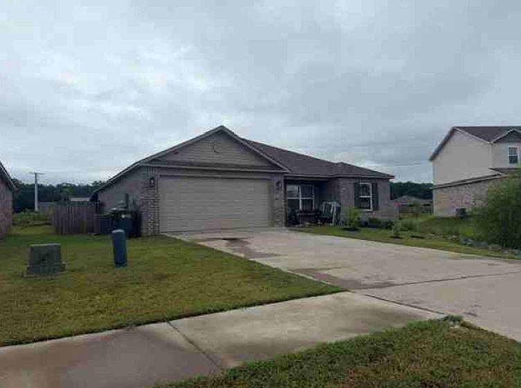 2nd image of 1245 Tsar Rd