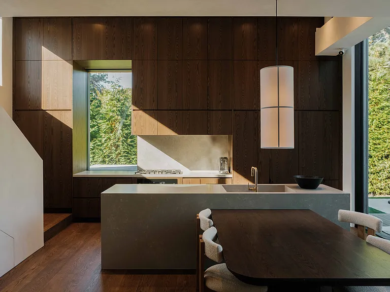 29 Devon Rd — Photo 5