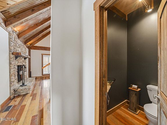 24th image of this home