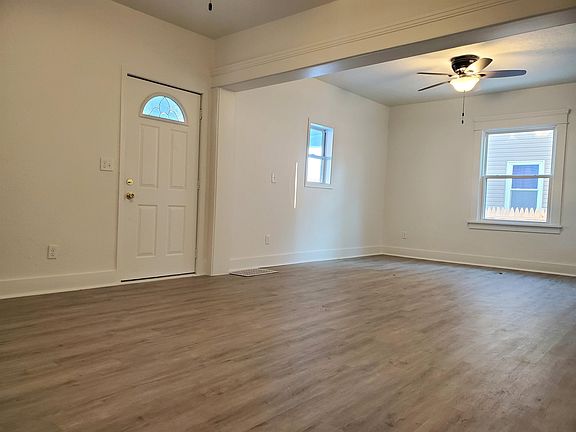 4th image of 419 Howard Ave