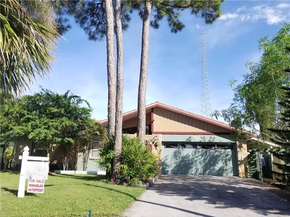8477 Parkwood Blvd, Seminole, FL 33777