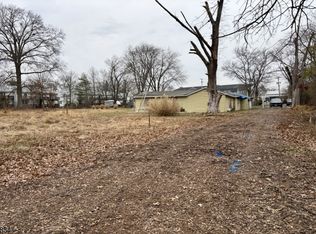 8 Reasoner Ln, Flemington Boro, NJ 08822