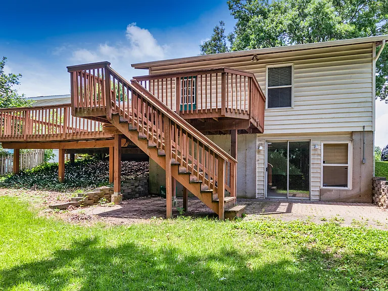 91 Elk Run Dr — Photo 35
