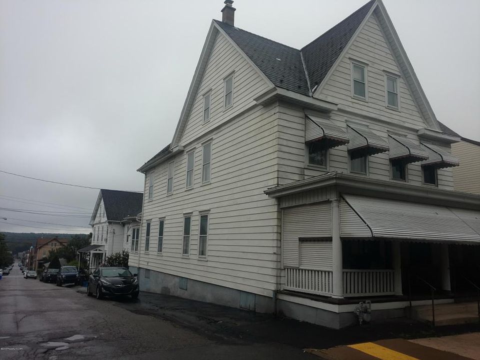2nd image of 79 N Vine St