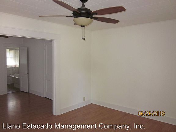 2nd image of 1604 S Jackson St APT B