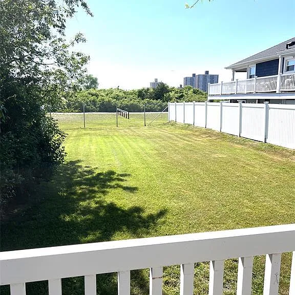 129 Flamingo St — Photo 15