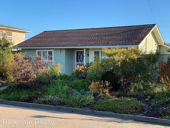 2nd image of 1210 Hillcrest Dr