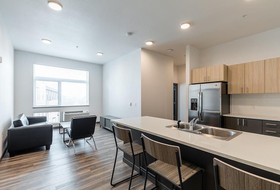 The Flats at Chase 3282 Kinsrow Ave Eugene, OR Zillow Apartments