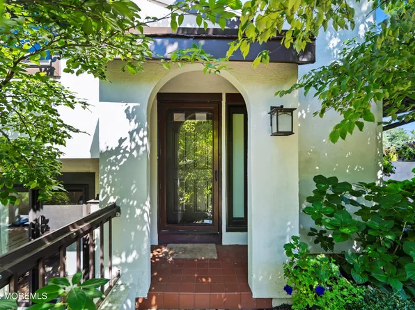 85 Tower Hill Drive #608, Red Bank, NJ 07701