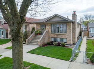 3332 N Opal Ave, Chicago, IL
