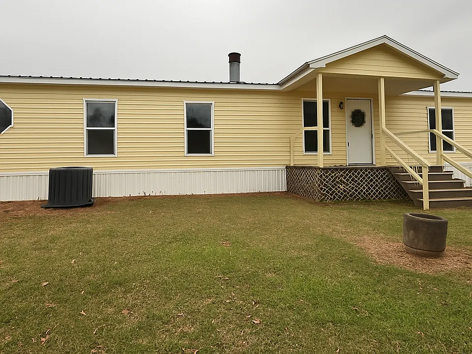 10300 Highway 28 E