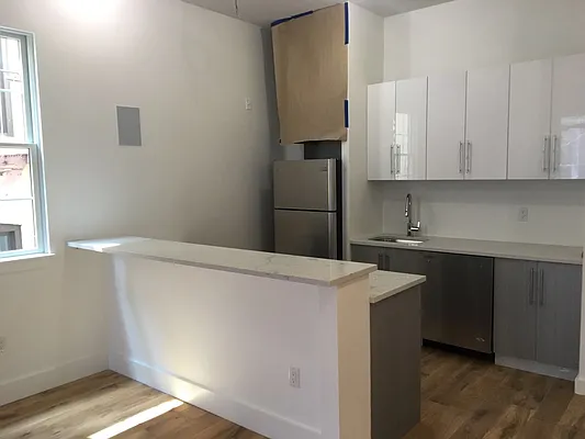 Rented by HCO NY | media 27