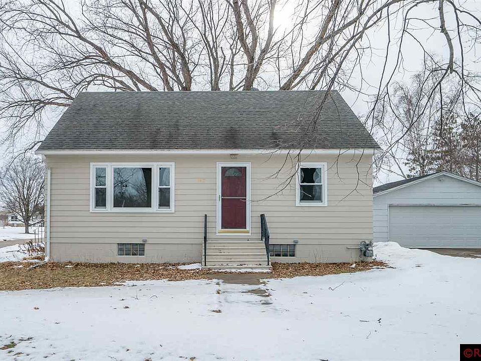 1st image of 203 W Mill St