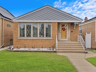 6745 S Kilbourn Ave, Chicago, IL, 60629