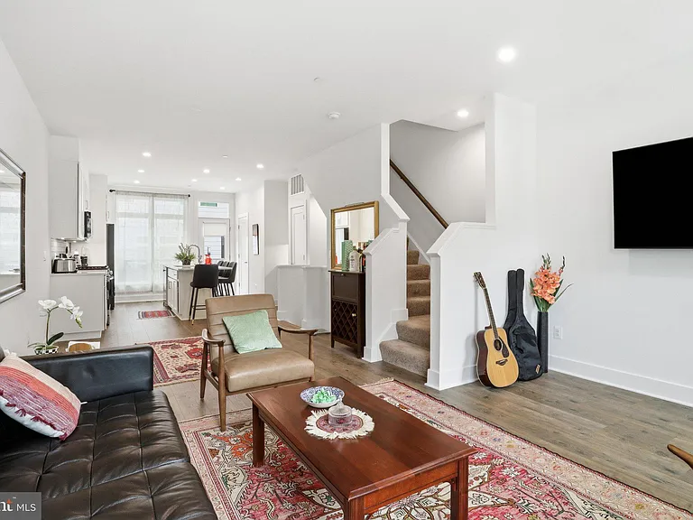 2103 Tysons Rd — Photo 10