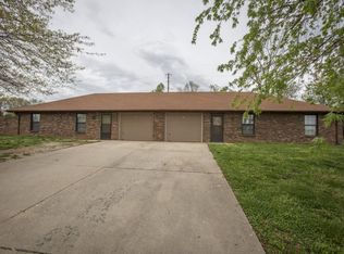 105 Mills Rd, Nixa, MO 65714
