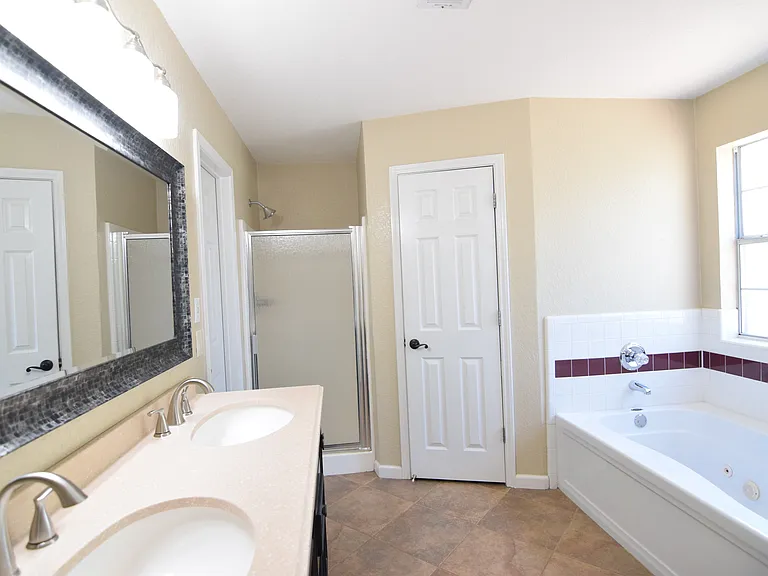 2206 Sandstone Dr — Photo 14