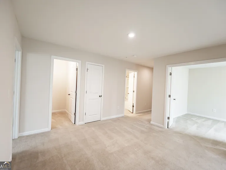 57 Robertson Ave — Photo 30