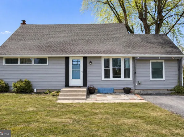 139 Sylvan Dr, York, PA 17402