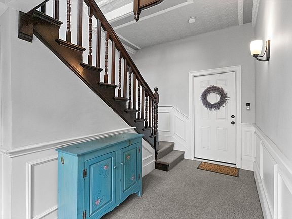 4th image of 9 Dalton St #2