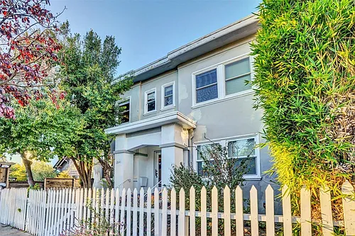 2641 Webster St #3 Photo 1