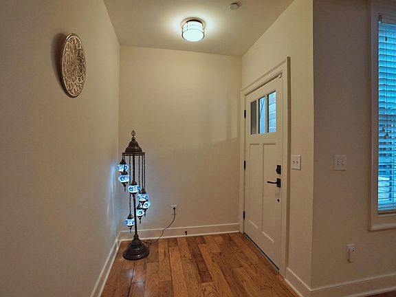2nd image of 186 E Gay St
