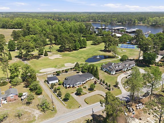 4th image of 6995 River Road