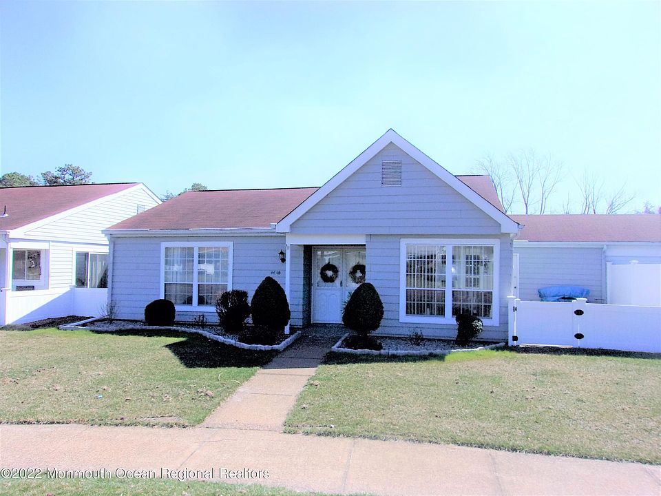1st image of 444 Heather Court #B