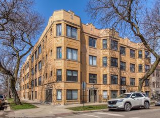 3056 W Cortland St #102, Chicago, IL 60647