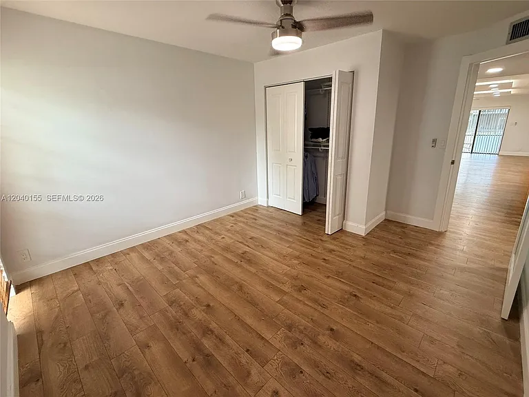 9717 N New River Canal Road 406 #406 — Photo 21