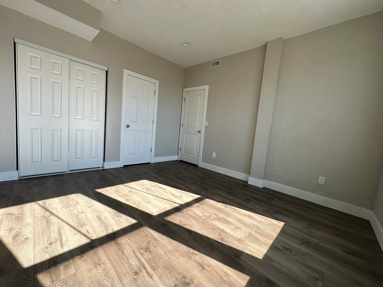 1011 West Painted Horse Lane - 1 — Photo 4