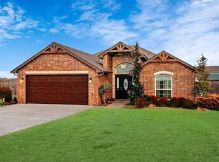 104 Surry, Elk City, OK 73644