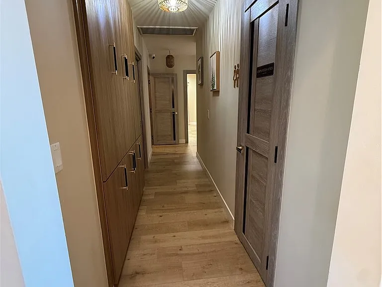 17608 Orna Dr — Photo 13