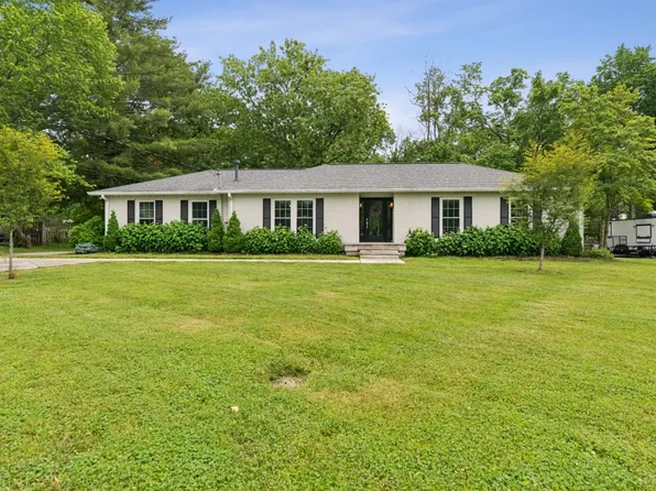 1125 Howell Dr, Franklin, TN 37069