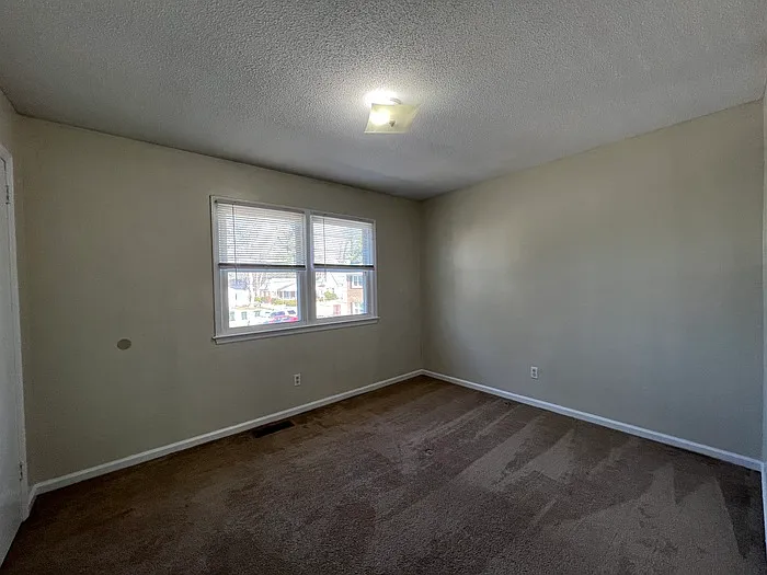 305 Rountree St W #B3 — Photo 4