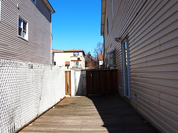 Side yard
