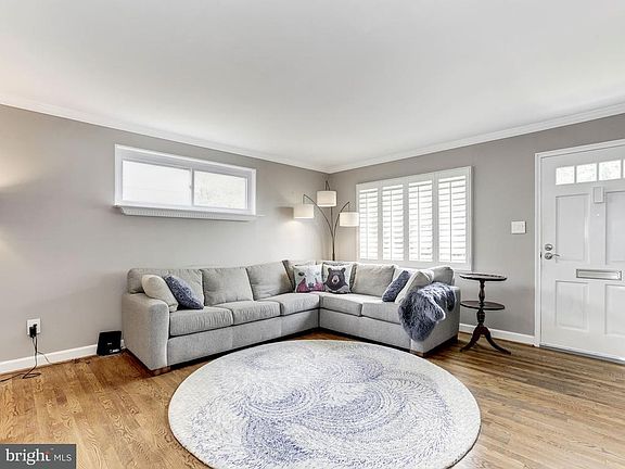 4th image of 13519 Grenoble Dr