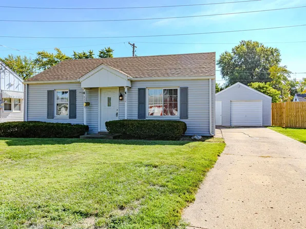 3012 N Wilson Dr, Peoria, IL 61604