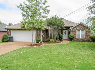 133 Middle School Rd, Jackson, TN 38305