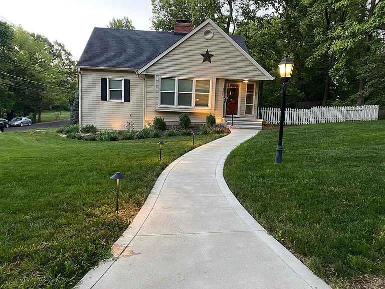 1801 University Ave — Photo 1